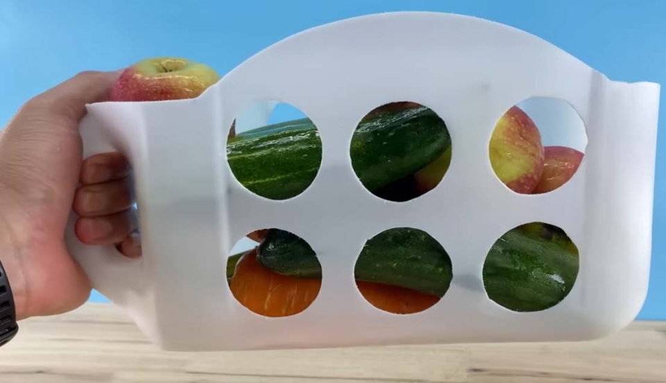 4 brilliant ideas from plastic boxes! 