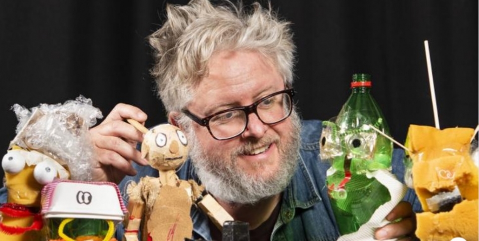 Funny waste puppets